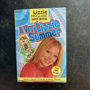 2005 Lizzie McGuire A Very Lizzie Summer Paperback Book Y2K Nostalgia Kidcore